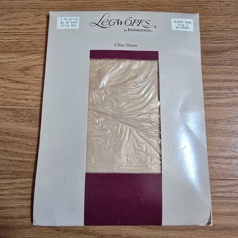 NIP VTG Legworks By Inspiration Ultra Sheer Almost Bare Pantyhose Sz 4 Women USA